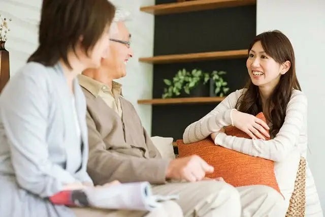 4 health alerts to look out for in your aged parents banner image